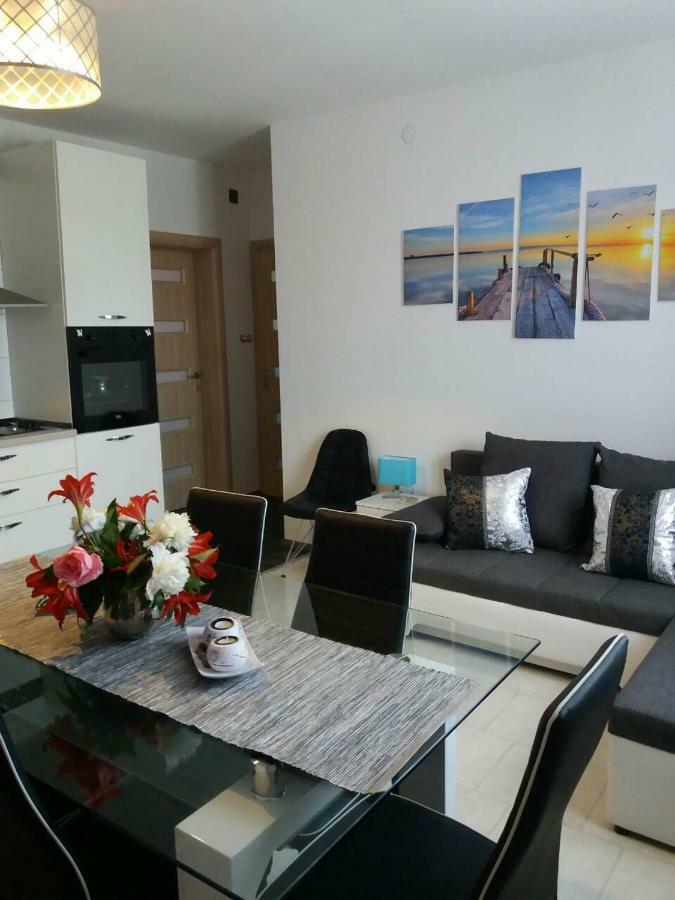 Apartmani Tajana Sukošan Exterior foto