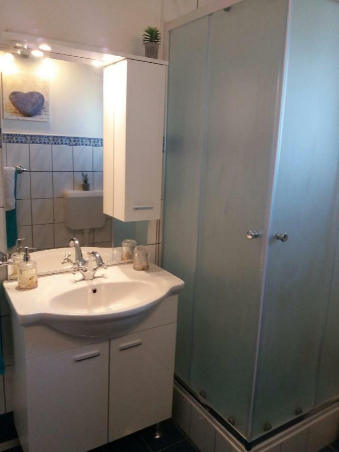 Apartmani Tajana Sukošan Exterior foto