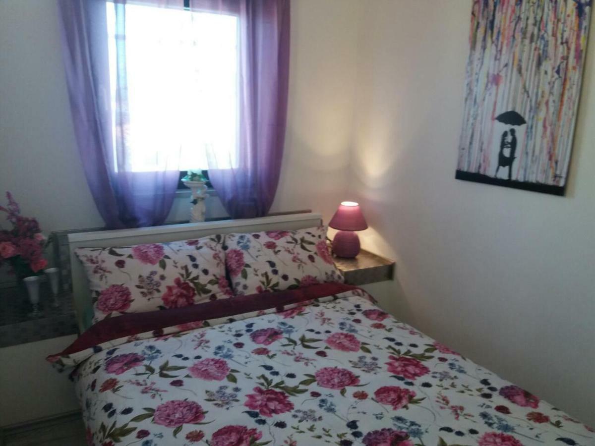 Apartmani Tajana Sukošan Exterior foto